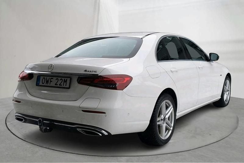 Begagnad Mercedes E300 Avantgarde 306 HK (225 kW) 2021 Vit Sedan