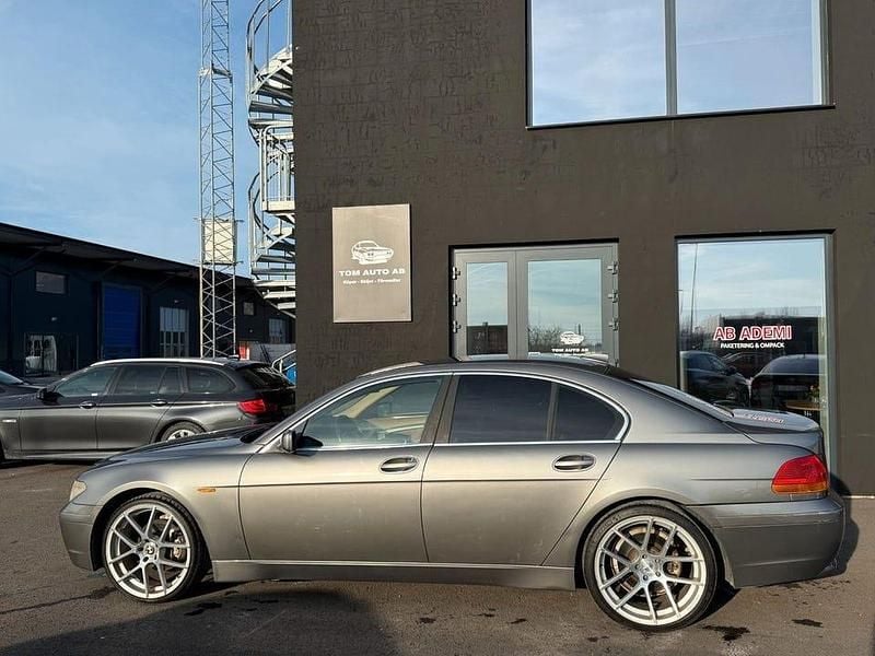 Begagnad BMW 730 218 HK (160 kW) 2003 Mörkgrå Sedan
