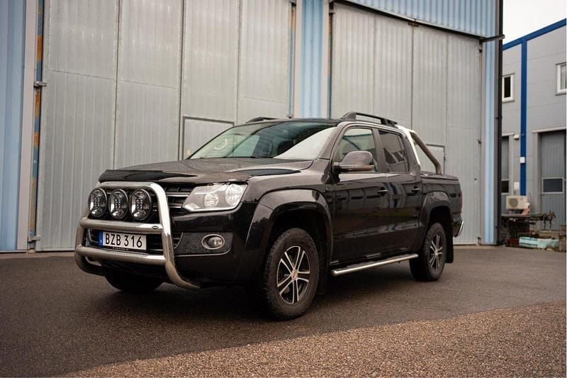 Svart Begagnad 2014 VW Amarok Highline Pickup | 220 000 kr (Dyr) - Bild 1/4