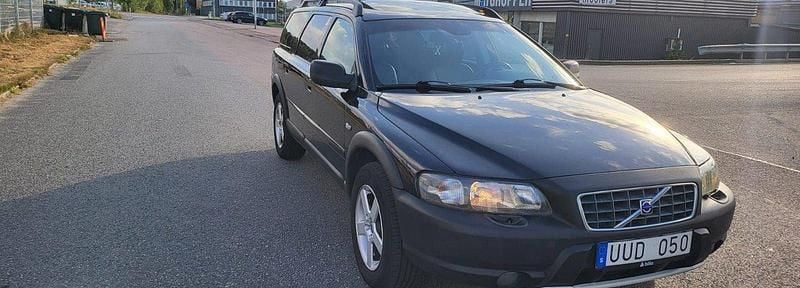 Svart Begagnad 2004 Volvo XC70 Business Edition SUV | 34 900 kr (Marknadspris) - Bild 1/4