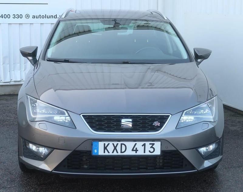 Begagnad Seat Leon ST FR 150 HK (110 kW) 2016 Gråmetallic Kombi