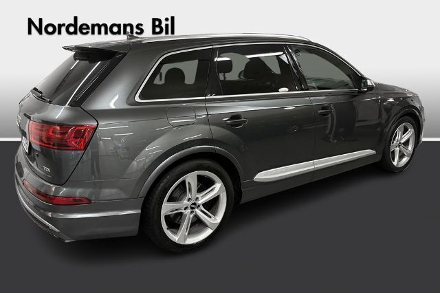 Begagnad Audi SQ7 Design 436 HK (320 kW) 2016 Grå SUV