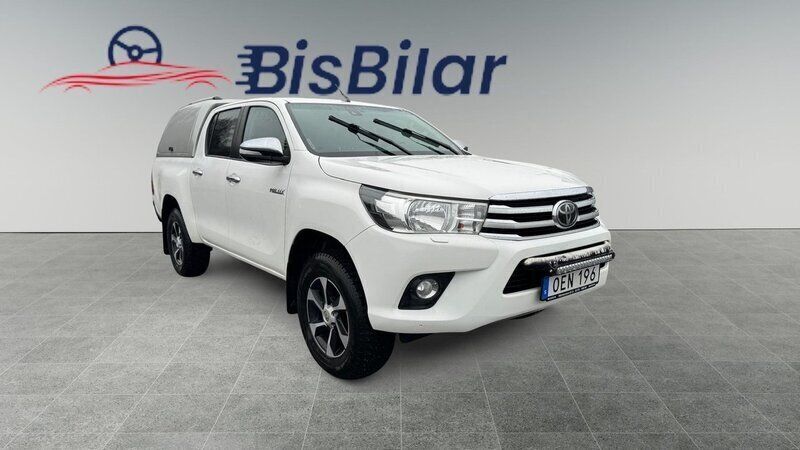 Vit Begagnad 2016 Toyota HiLux Pickup | 259 900 kr (Bra pris) - Bild 1/4