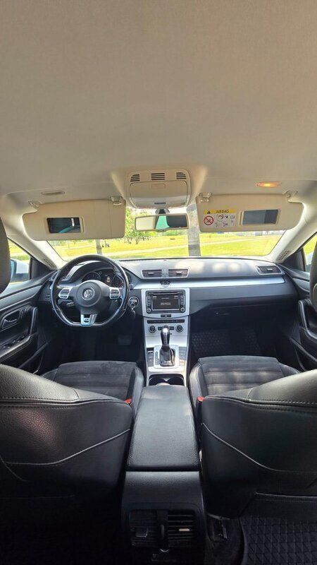 Vit Begagnad 2015 VW CC Sedan | 120 000 kr (Marknadspris) - Bild 1/3