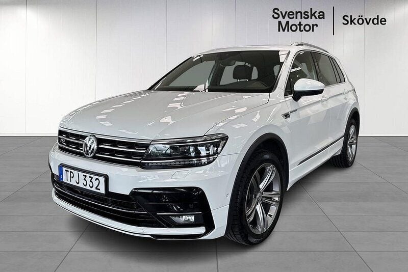 Vit Begagnad 2017 VW Tiguan R-line SUV | 199 200 kr (Marknadspris) - Bild 1/4