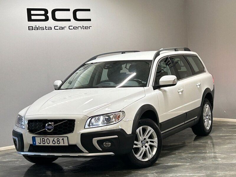Vit Begagnad 2015 Volvo XC70 Momentum SUV | 179 900 kr (Marknadspris) - Bild 1/3