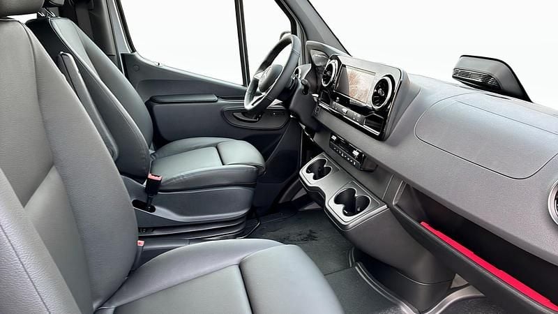 Ny Mercedes Sprinter 2026 Silver Van