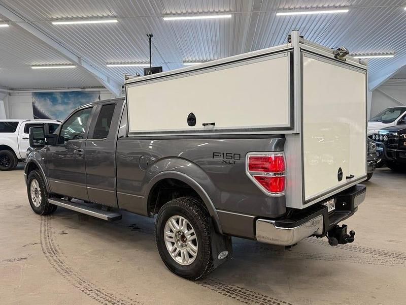 Begagnad Ford F-150 Lariat 370 HK (272 kW) 2012 Grå Pickup