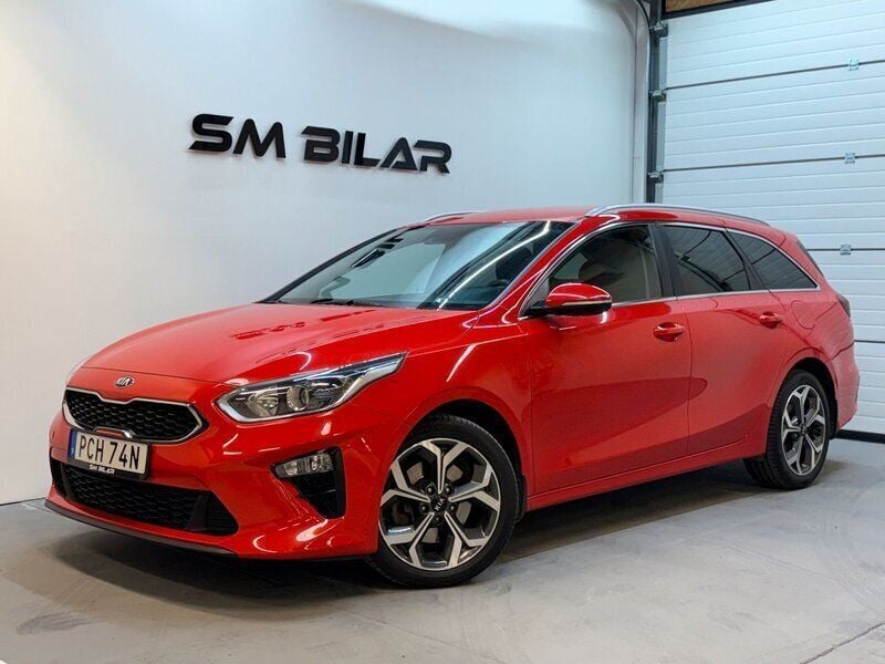Röd Begagnad 2019 Kia Ceed Sportswagon Kombi | 149 900 kr (Bra pris) - Bild 1/4