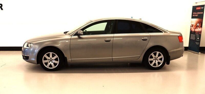 Begagnad Audi A6 177 HK (130 kW) 2004 Grå Sedan