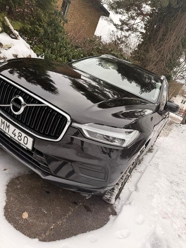 Begagnad Volvo XC60 190 HK (139 kW) 2019 Svart metallic SUV