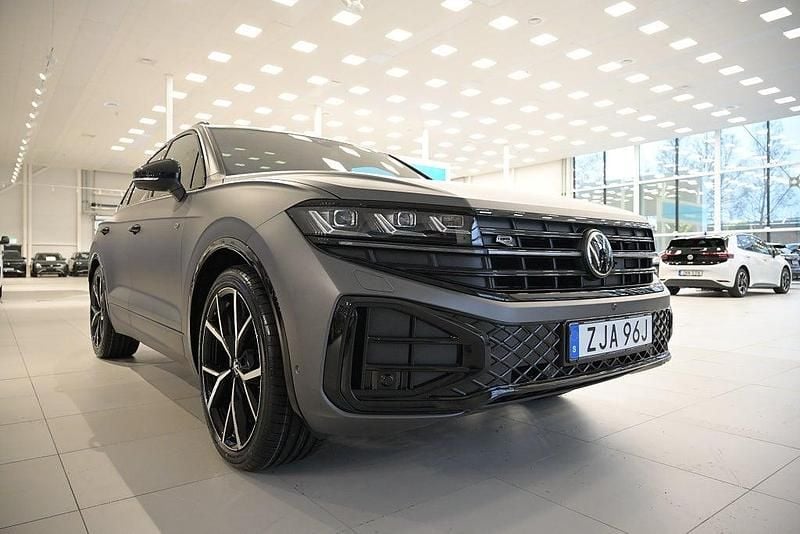 Ny VW Touareg Edition 286 HK (210 kW) 2026 Grå SUV