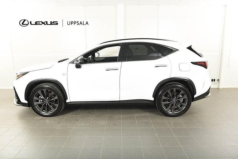 Begagnad Lexus NX350h Sport Line 245 HK (180 kW) 2022 Vit SUV