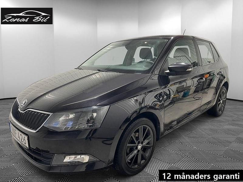 Svart Begagnad 2018 Skoda Fabia Style Halvkombi | 114 900 kr (Marknadspris) - Bild 1/4