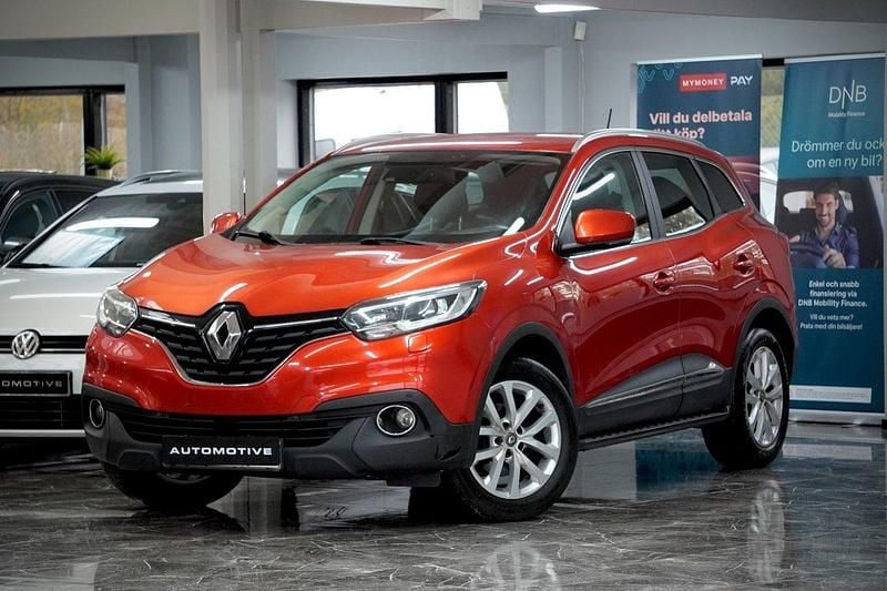 Röd Begagnad 2018 Renault Kadjar LIMITED SUV | 124 900 kr (Bra pris) - Bild 1/4