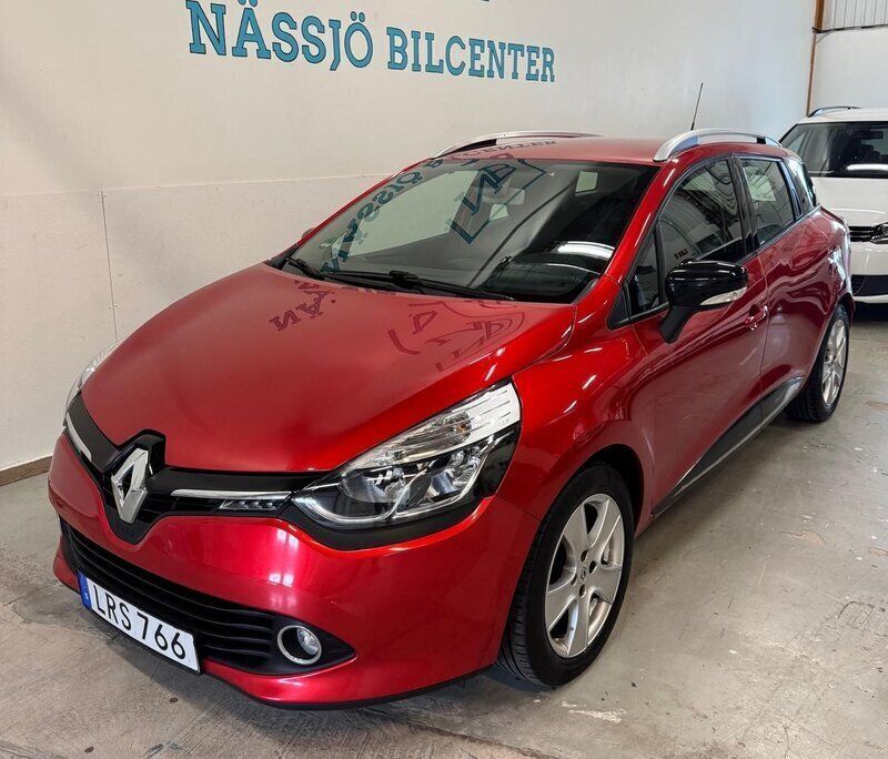 Röd Begagnad 2014 Renault Clio GrandTour Kombi | 74 900 kr (Marknadspris) - Bild 1/4