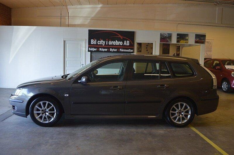 Brun Begagnad 2007 Saab 9-3 Linear Kombi | 49 900 kr (Marknadspris) - Bild 1/4