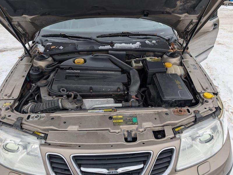 Begagnad Saab 9-5 Aero 250 HK (183 kW) 2003 Guldbrun Kombi