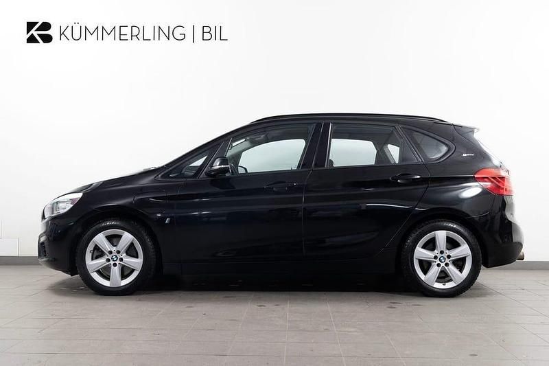 Begagnad BMW 225 Active Tourer Performance 227 HK (166 kW) 2017 Svart Minibuss