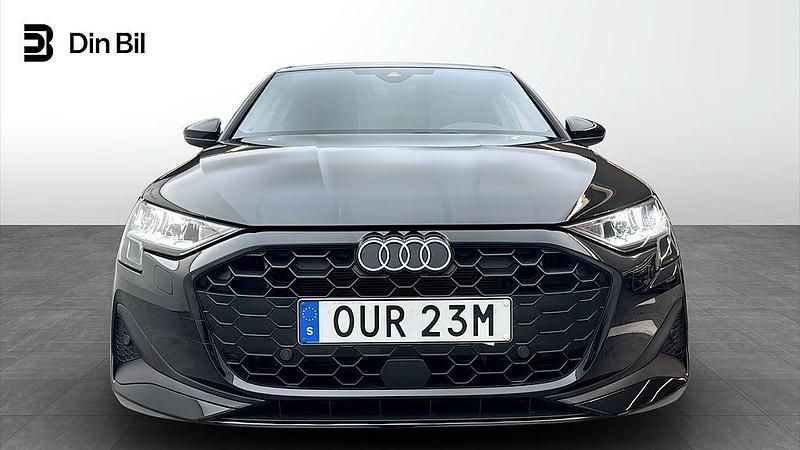 Begagnad Audi A3 Sportback 150 HK (110 kW) 2025 Svart Halvkombi
