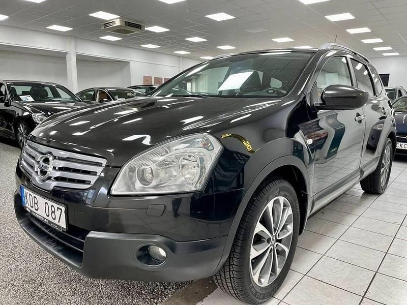 Begagnad Nissan Qashqai +2 142 HK (104 kW) 2009 Svart SUV