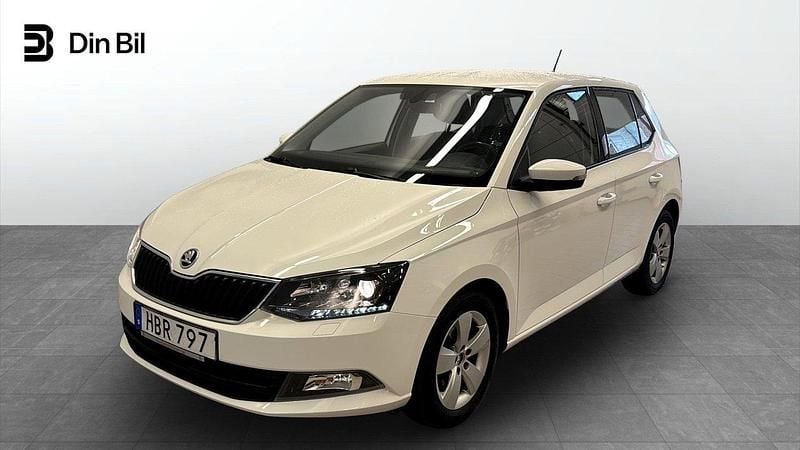 Vit Begagnad 2016 Skoda Fabia Style Halvkombi | 89 900 kr (Marknadspris) - Bild 1/4