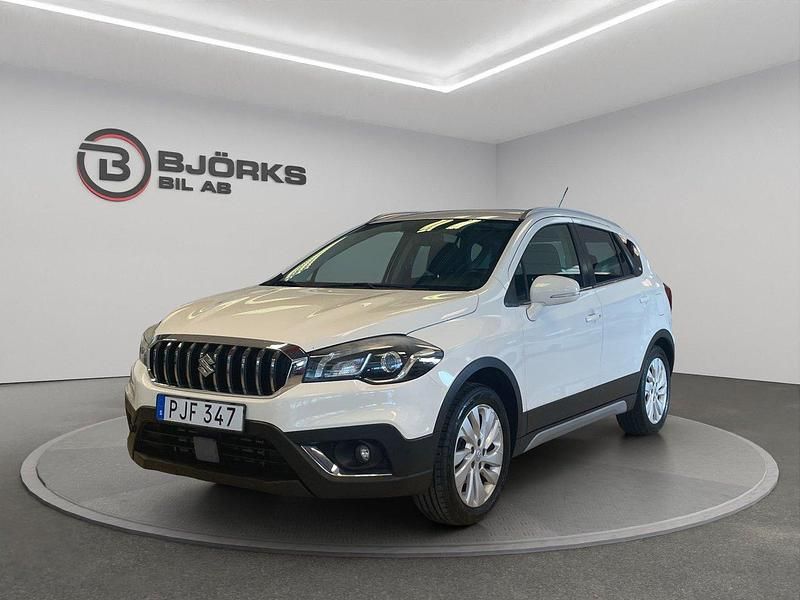 Vit Begagnad 2017 Suzuki SX4 S-Cross Exclusive SUV | 119 500 kr (Bra pris) - Bild 1/4