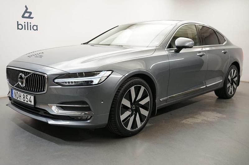Grå Begagnad 2018 Volvo S90 Inscription Sedan | 309 900 kr (Marknadspris) - Bild 1/3