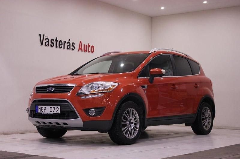 Begagnad Ford Kuga Titanium 140 HK (102 kW) 2011 Orange SUV