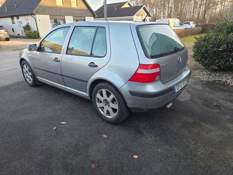 Begagnad VW Golf IV 105 HK (77 kW) 2003