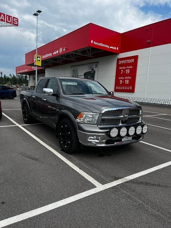 Begagnad RAM 1500 395 HK (290 kW) 2011 Pickup