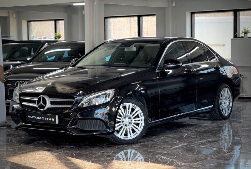 Svart Begagnad 2016 Mercedes C220 Avantgarde Sedan | 189 900 kr (Marknadspris) - Bild 1/4