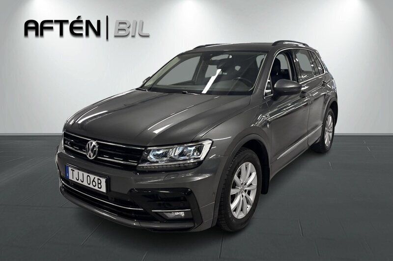 Mörkgrå Begagnad 2020 VW Tiguan R-line SUV | 279 800 kr (Marknadspris) - Bild 1/3