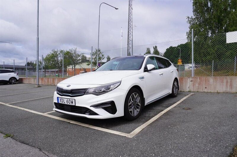 Vit Begagnad 2019 Kia Optima Hybrid Advance Sedan | 90 000 kr (Superpris) - Bild 1/4