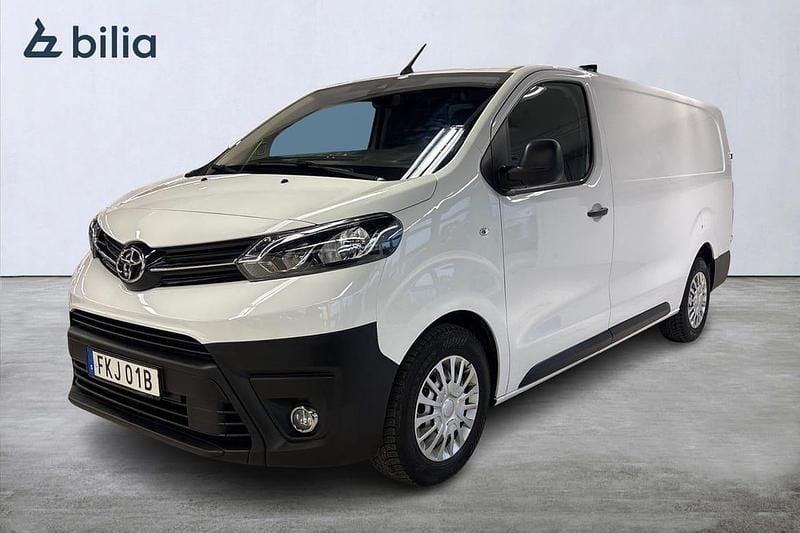 Vit Begagnad 2023 Toyota Proace Comfort Van | 319 900 kr (Marknadspris) - Bild 1/3