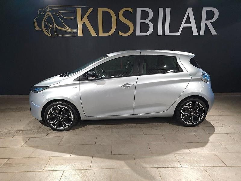 Okänd Begagnad 2019 Renault Zoe Iconic Halvkombi | 99 800 kr (Bra pris) - Bild 1/4