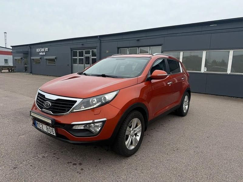 Orange Begagnad 2011 Kia Sportage EX SUV | 84 900 kr (Marknadspris) - Bild 1/4