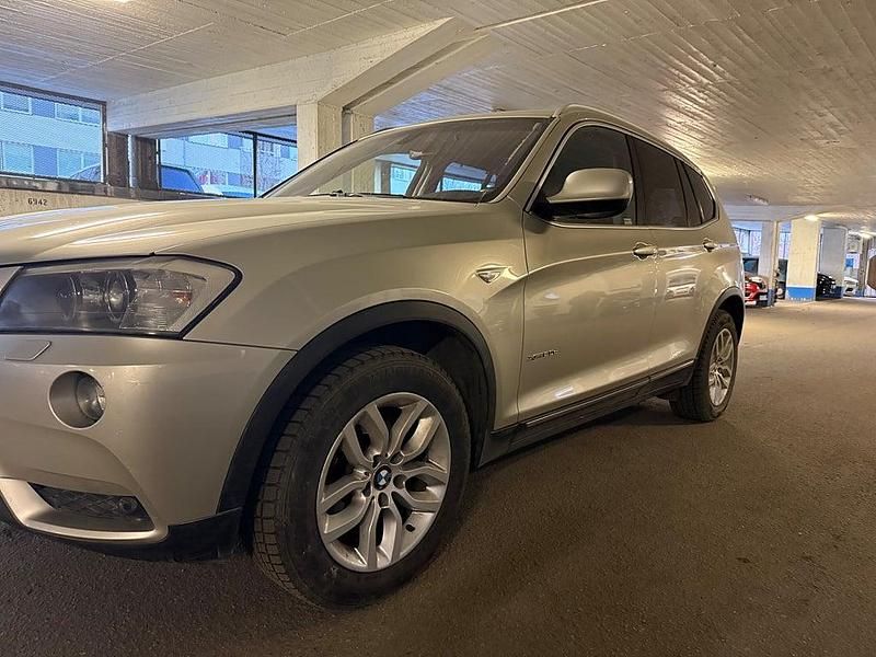 Begagnad BMW X3 184 HK (135 kW) 2011 Silver SUV