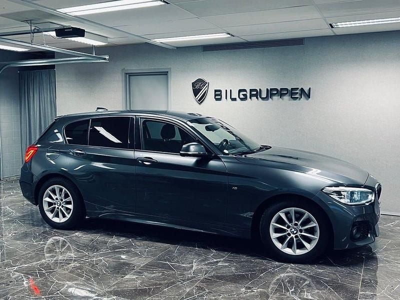 Begagnad BMW 116 Shadowline 116 HK (85 kW) 2015 Grå Halvkombi