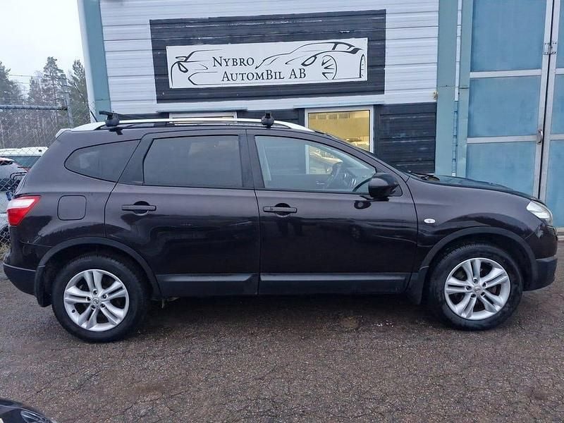 Begagnad Nissan Qashqai +2 141 HK (103 kW) 2012 Lila SUV