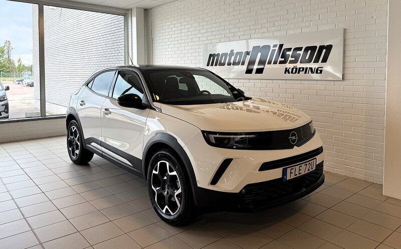 Vit Begagnad 2023 Opel Mokka Ultimate SUV | 249 500 kr (Lite dyr) - Bild 1/4