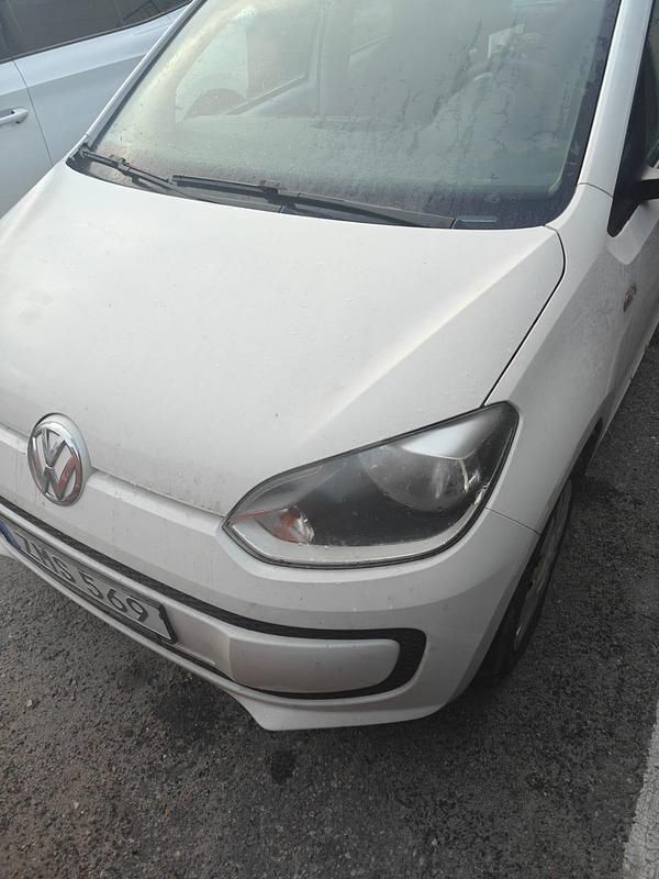 Begagnad 2013 VW up! Halvkombi | 25 000 kr - Bild 1/4