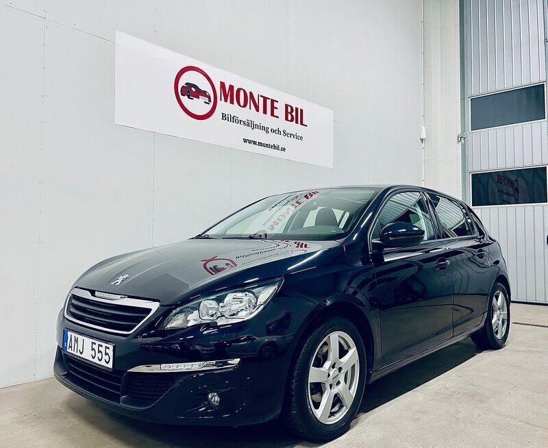 Mörkblå (blå) Begagnad 2013 Peugeot 308 Active Halvkombi | 74 900 kr (Bra pris) - Bild 1/4