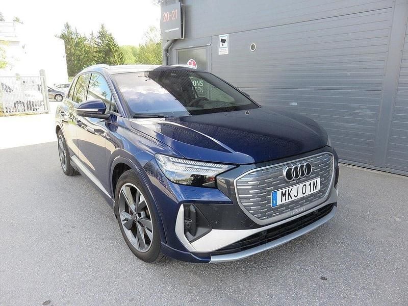 Blå Begagnad 2023 Audi Q4 e-tron Comfort SUV | 459 000 kr (Dyr) - Bild 1/4