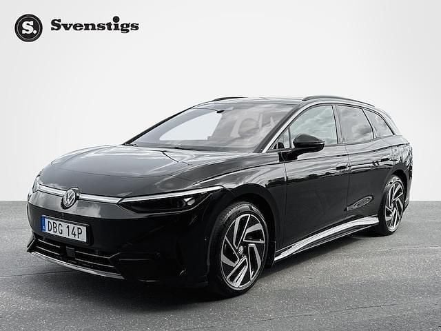 Svart (grenadilla black metallic) Begagnad 2024 VW ID.7 Pro Kombi | 519 000 kr (Lite dyr) - Bild 1/4