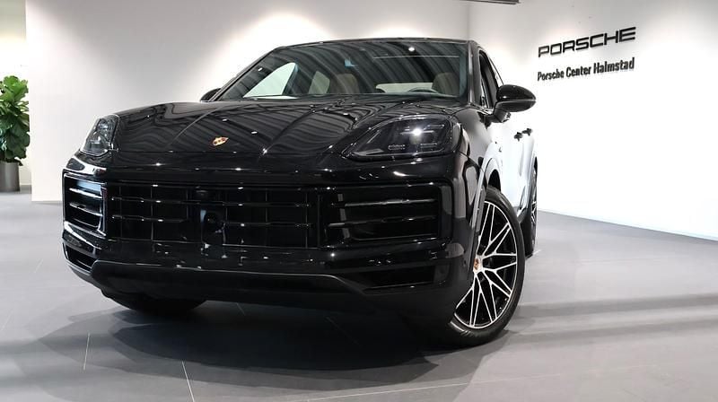Begagnad 2025 Porsche Cayenne SUV | 1 225 000 kr - Bild 1/4