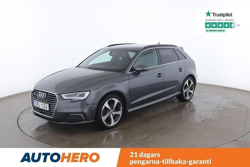 Grå Begagnad 2018 Audi A3 Sportback e-tron S-Line Sedan | 155 000 kr (Superpris) - Bild 1/4