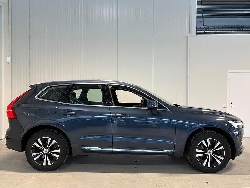 Begagnad Volvo XC60 Inscription 253 HK (186 kW) 2021 Mörkblå SUV