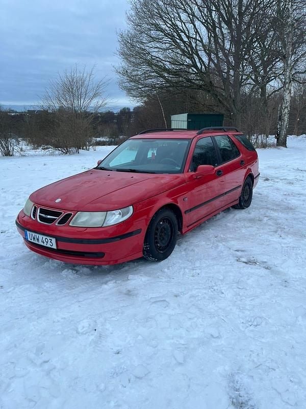 Begagnad 2004 Saab 9-5 Kombi | 12 000 kr (Superpris) - Bild 1/4
