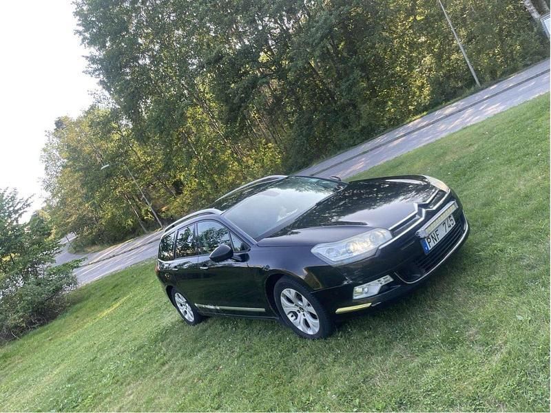 Svart Begagnad 2012 Citroën C5 Kombi | 19 500 kr (Marknadspris) - Bild 1/4